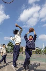 博弈心态：如何区分“勇敢的下注”与“鲁莽的赌博”？（博弈心理：如何辨别“大胆押注”和“盲目赌博”？）