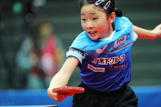 他在与水晶 他在与水晶