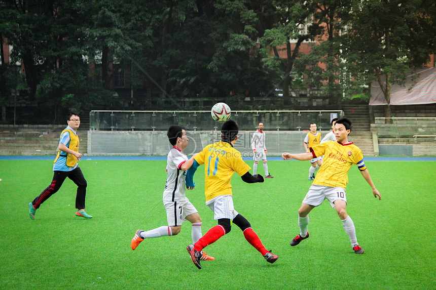 在自建并拥 在自建并拥