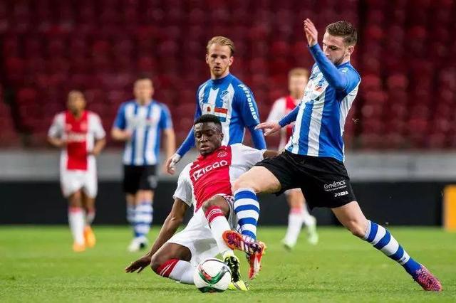 以礼传情，山海连心——这场运动会赠礼不一般新华网.